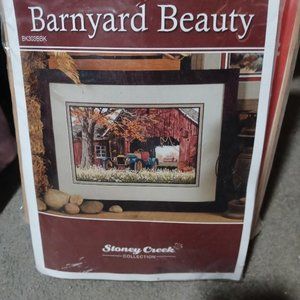 Counted Cross Stitch Kit Stoney Creek Barnyard Beauty